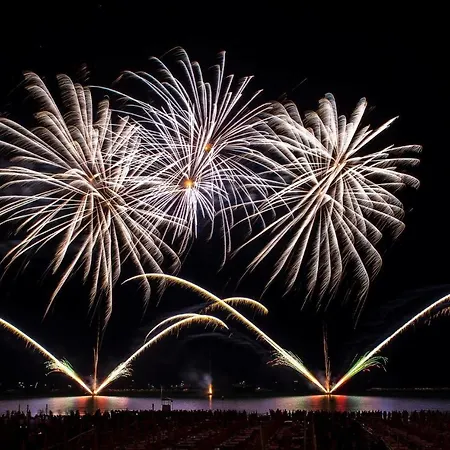 Vistamare - All'ultimo Piano Del Grattacielo